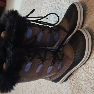 Winter Waterproof Boots Sz 5